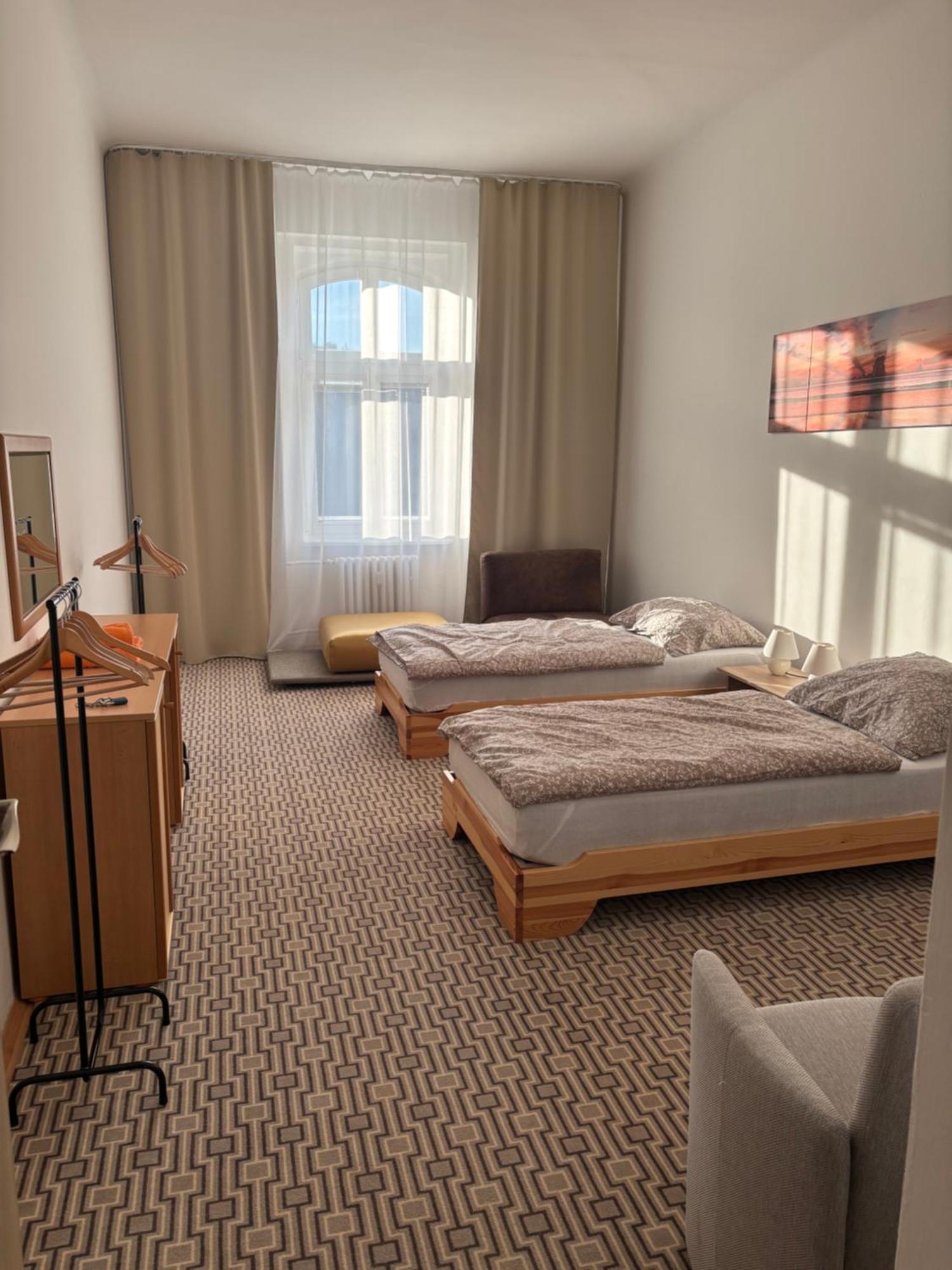 City Centre Apartment Demio Karlovy Vary Bagian luar foto